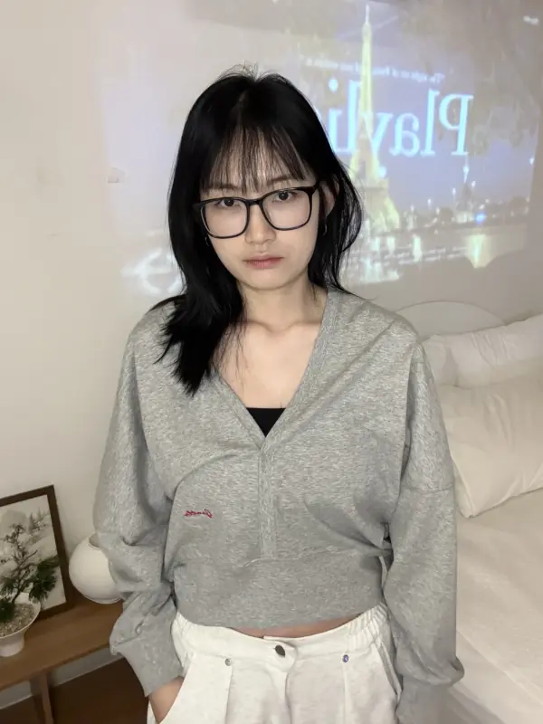 26H02隨興v領外罩(灰)