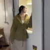 26H03直紋綁帶襯衫(黃)