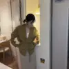 26H03直紋綁帶襯衫(黃)