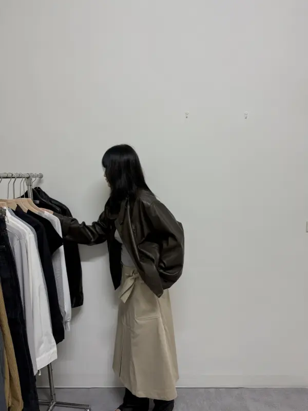 26H10個性西裝裙(卡其)