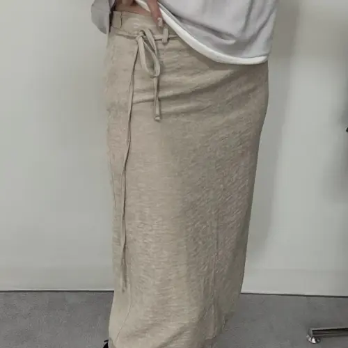 26H11下擺蕾絲綁帶裙(米)