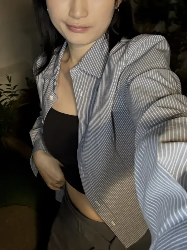 26H07個性短版襯衫(藍)
